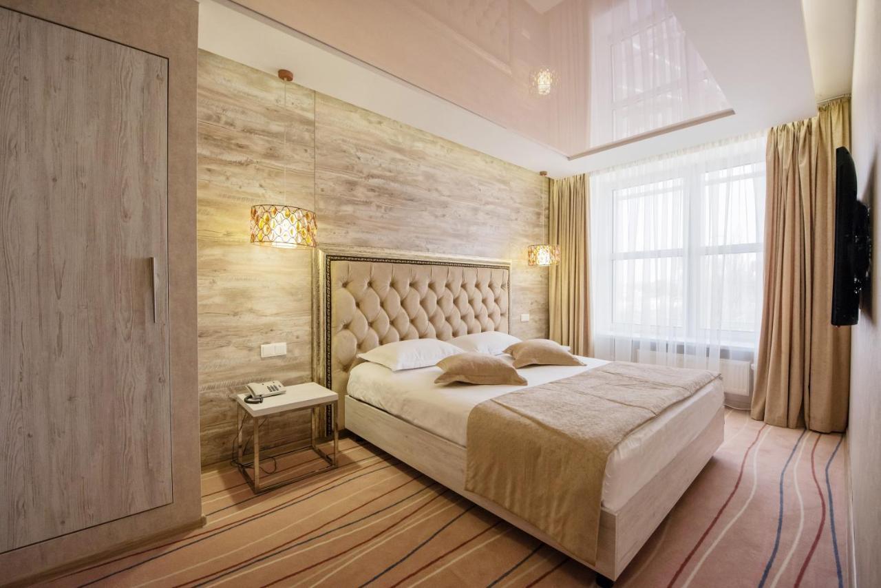 Hotel Palladium Odessa Buitenkant foto