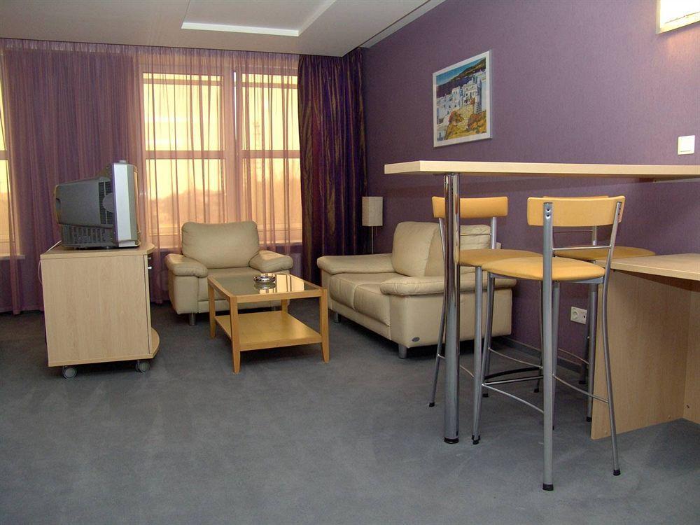 Hotel Palladium Odessa Buitenkant foto