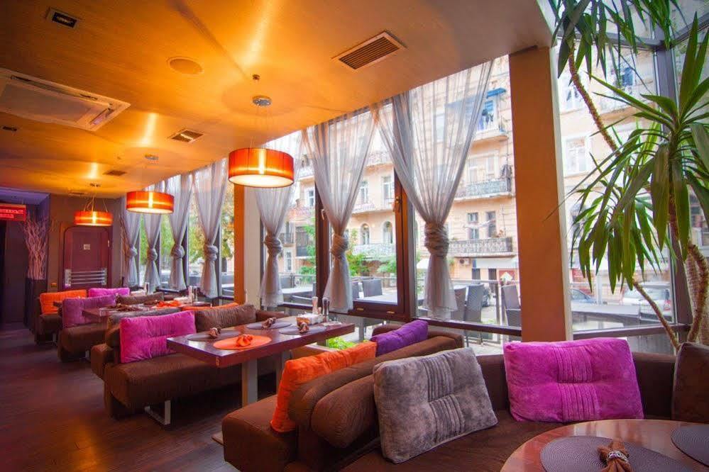 Hotel Palladium Odessa Buitenkant foto